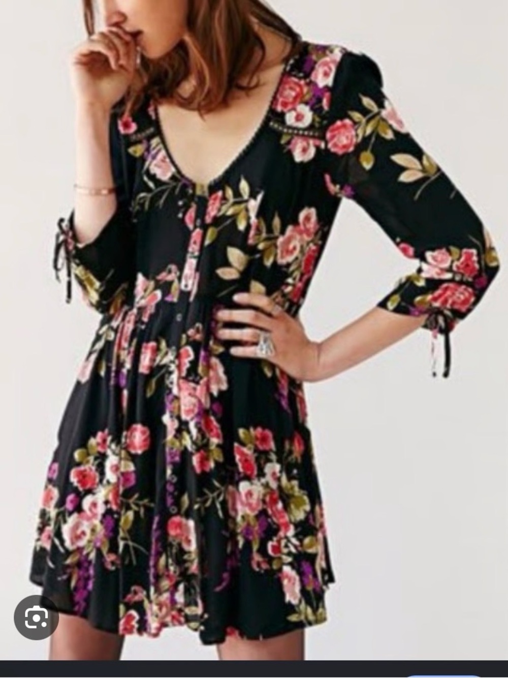 Ecote Floral Lace up back Dress